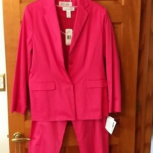 New Jones New York Pink Suit